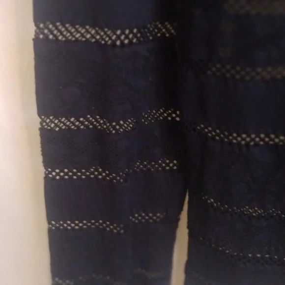 Bongo Black Mesh/Print Top - Picture 5 of 9